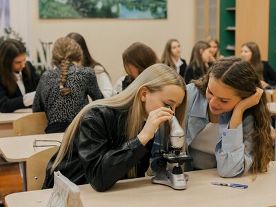 Яких предметів бракує в школах: батьки та вчителі назвали топ-8