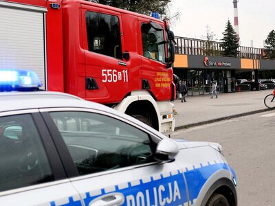 На заводі дронів для України в Польщі сталася пожежа: камери помітили людину в балаклаві