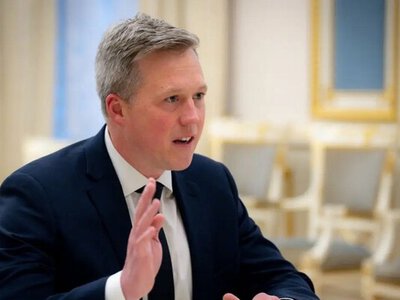Гегсет “з’їв” міністра Сухопутних військ Дрісколла, “людину Венса”