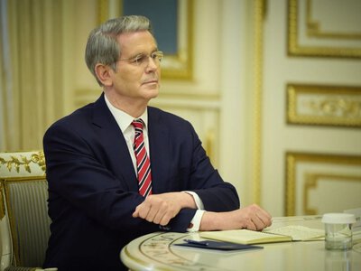 Politico: міністр фінансів США передав російському міністру, що війна має закінчитися
