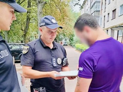 Чернігівський хуліган, який зробив свої справи на камеру в укритті - матиме клопіт із законом