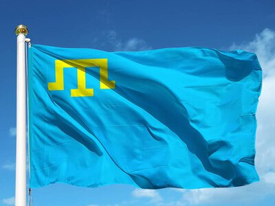 Вакцина від маніпуляцій: в Україні перекладають чотиритомну «Історію кримських татар» Валерія Возгріна