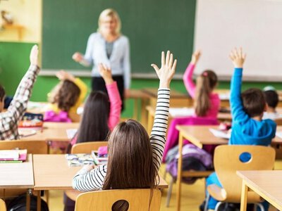 У МОН розповіли, скільки шкіл в Україні працюватимуть очно з 1 вересня