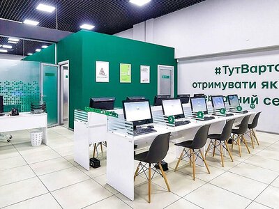 Бланки техпаспортів для МВС подорожчали, міністерство замовило нову партію у держпідприємства без конкурсу