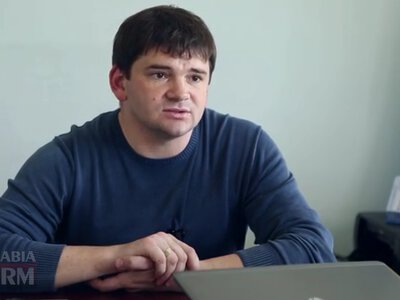Від нього відмовилися всі, окрім дружини: тяжко хворому на рак ексголові Кілійської РДА Віктору Грекову суд відмовив у достроковому звільненні від покарання