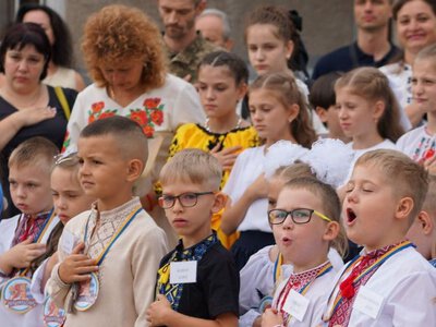 У школи Ужгорода пішли понад 17 тисяч дітей: яка мережа закладів — PMG.ua