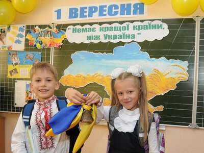 Цьогоріч школи прийняли  243 тисячі першокласників