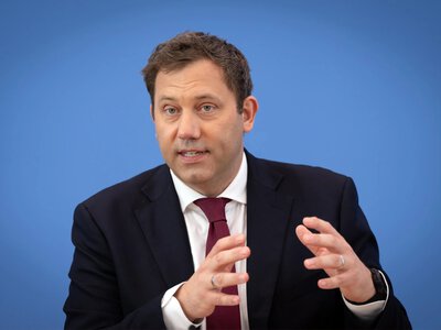 Німеччина домоглася, щоб глава Мінфіну РФ не потрапив на спільне фото G20