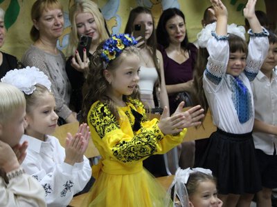 Для школярів Шосткинської громади пролунав перший дзвоник + Відео