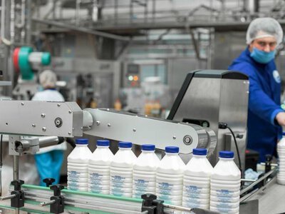 Молочні продукти в Україні можуть подорожчати на 20–25% через зростання витрат і проблеми з логістикою