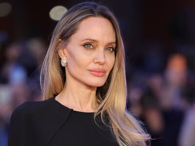 Анджеліна Джолі приїхала до України