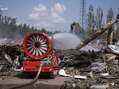 #Київщина: у селі Мила Бучанського району четверту добу поспіль триває ліквідація наслідків російської атаки БпЛА!