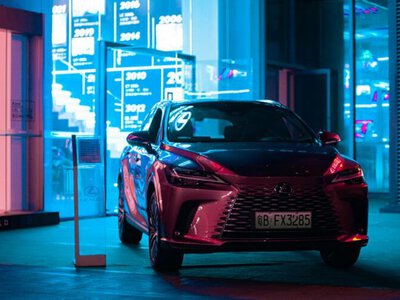 Технологія Gigacasting та мінус 20% ваги: Lexus випустить революційний електричний SUV