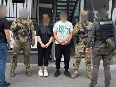 «Двійнята» за $5 500: на Львівщині викрили схему для виїзду чоловіків за кордон