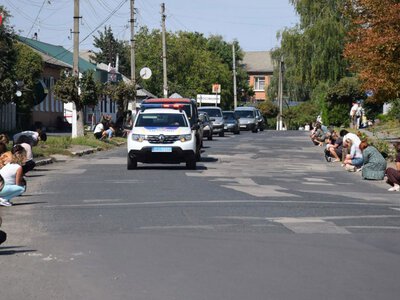 У Новосанжарській громаді провели в останню путь 25-річного воїна-розвідника Романа Тристана