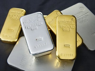 Золото подешевшало до мінімуму за понад три тижні
