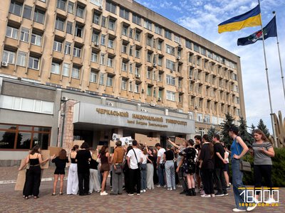 На 600 місць – 920 першокурсників: у ЧНУ через велику кількість студентів ущільнюватимуть кімнати в гуртожитках