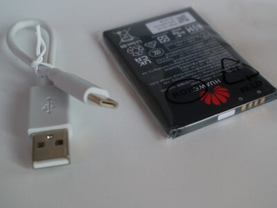 Нові батареї Huawei: 8560 мАг для майбутніх смартфонів
