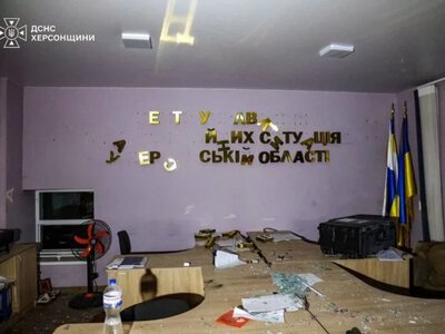 Російський удар пошкодив підрозділ ДСНС у Херсоні (фото) - Херсон Daily