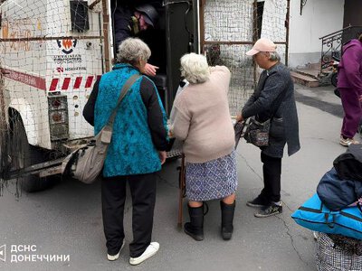 На підконтрольній Україні Донеччині залишаються майже 93 тисячі людей, серед них 4,8 тисячі дітей