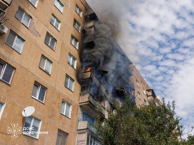 У Краматорську FPV-дрони підпалили три дев'ятиповерхові будинки: вогонь охопив понад 3000 кв. м