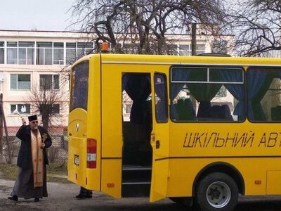 На Тернопільщині 17 дітей з закритої школи не можуть дістатися на навчання через відсутність підвозу