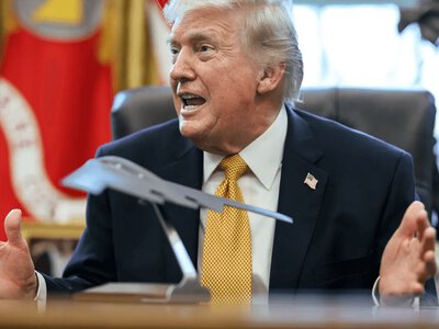 Трамп пропонує перейменувати Ормузьку протоку на «протоку Трампа»
