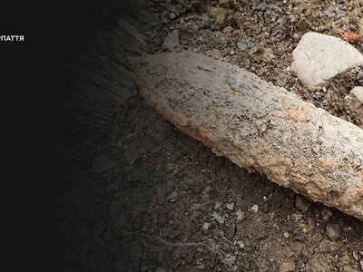На Ужгородщині під час копання траншеї чоловік знайшов артснаряд часів Другої світової