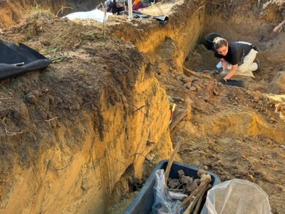 У Львові досліджують поховання військових, загиблих під час боїв 1939 року: вже знайшли останки 24 солдатів