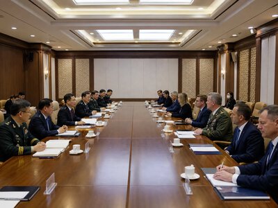 Посол США Мішель Стіл зустрілася з міністром оборони Південної Кореї