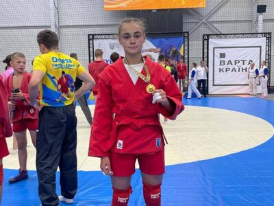 Самбістка з Острога представить Україну на чемпіонаті світу