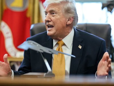 Трамп пропонує перейменувати Ормузьку протоку на «протоку Трампа»