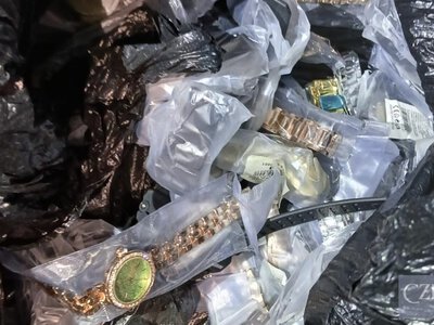 У Празі митники вилучили товари на понад 53 млн крон і 467 упаковок рідин для вейпів