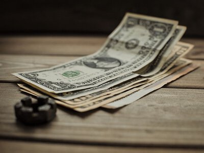 Курси обміну валют, встановлені банками на ранок 3 вересня