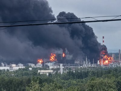 Російські нафтовики не виконали більше половини контрактів на бензин через атаки на НПЗ