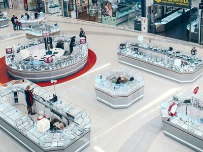Через тривоги Lavina, Blockbuster і Mandarin зупиняють роботу: чи змінить щось «жовтий» рівень
