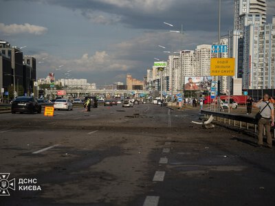 Київ під атакою дронів: перші фото наслідків російського обстрілу