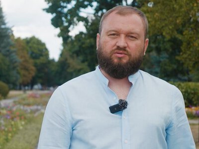 Нехай у кожній домівці панують злагода, тепло та душевний спокій, а над Шосткою запанує мирне небо + Відео