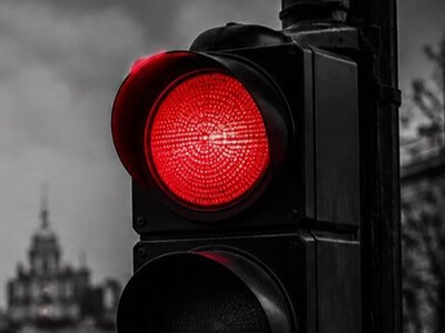 У Києві на 60 секунд зупинятимуть рух транспорту під час хвилини мовчання
