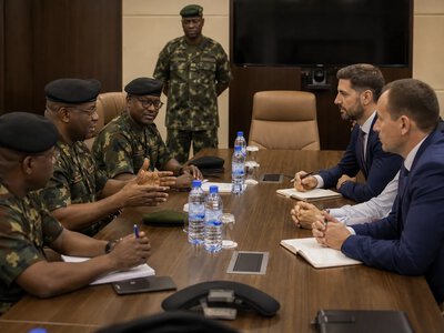 Армія Нігерії обговорює модернізацію шпиталів із приватними партнерами