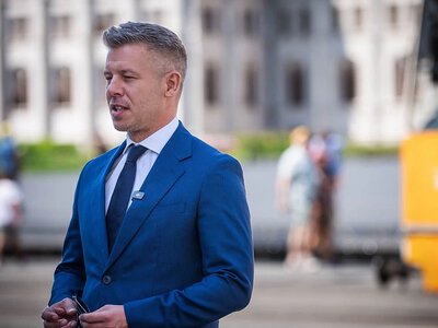 Угорщина продовжить надавати захист українцям призовного віку