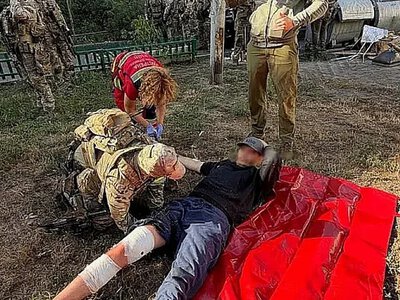 Перестрілка між СБУ та ГУР: Зеленський анонсував звільнення