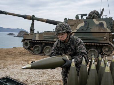 Жінки-морпіхи Південної Кореї служать на передових позиціях