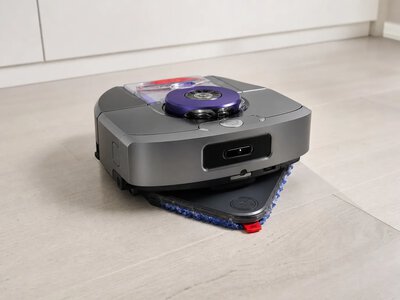 Dyson представила роботів Nurovi та систему для догляду за ротовою порожниною CameraJet