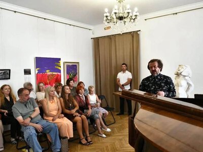  У Вінниці відкрилася виставка ХЕРСОН: НЕ/вкрадене 