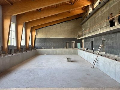 Недобудований басейн у Костополі перетворять на простір для реабілітації ветеранів