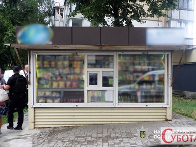 У продавчині кіоску на проспекті Миру забрали телефон: поліція затримала 38-річного житомирянина