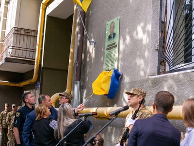 Віддав життя за Україну: у Франківську вшанували пам’ять Героя Володимира Розвадовського