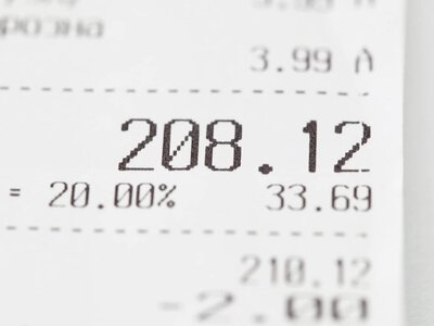  Чому в магазинах постійно питають, чи потрібен чек 