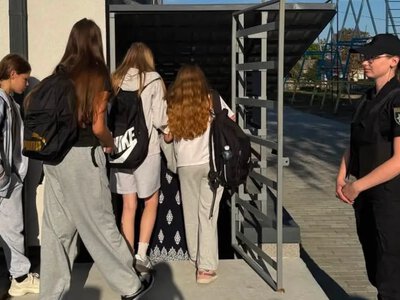 У школах Ковельщини поліцейські проводять навчальні евакуації